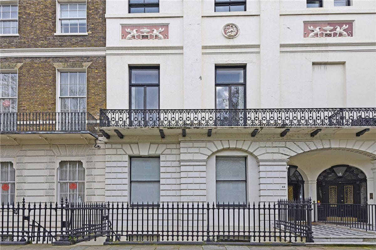 3 bedroom flat, Portland Place, Marylebone W1B - Available