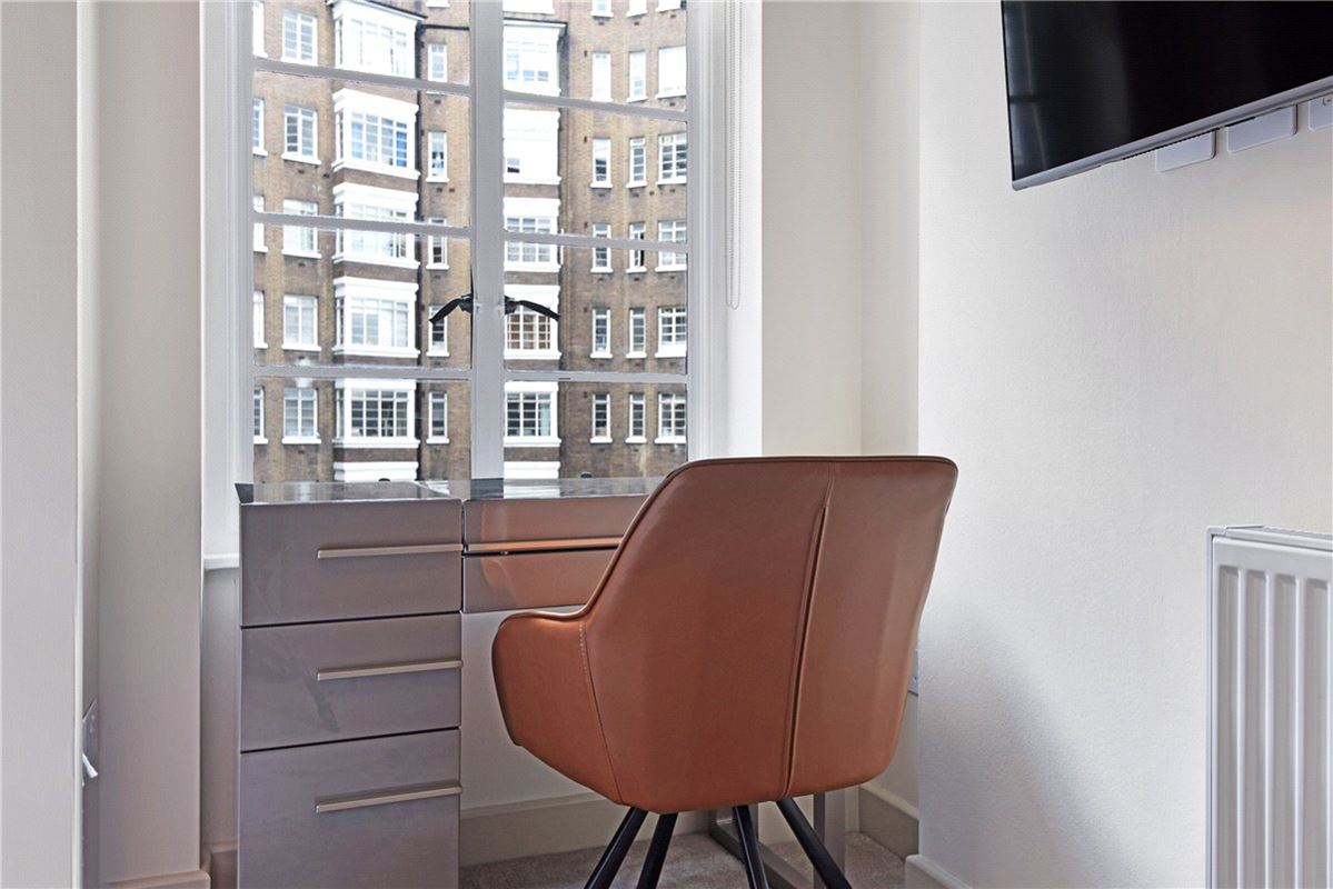 1 bedroom flat, Park Road, London NW1 - Available