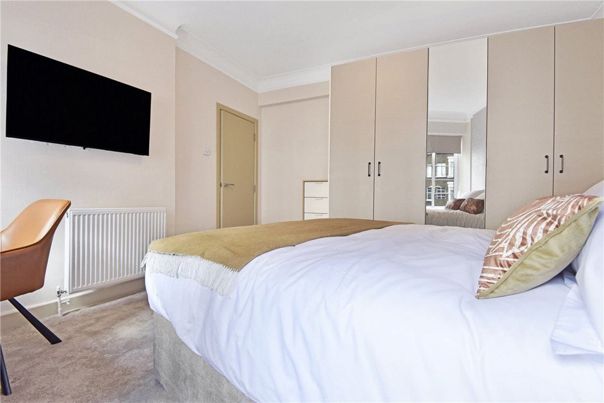 1 bedroom flat, Park Road, London NW1 - Available