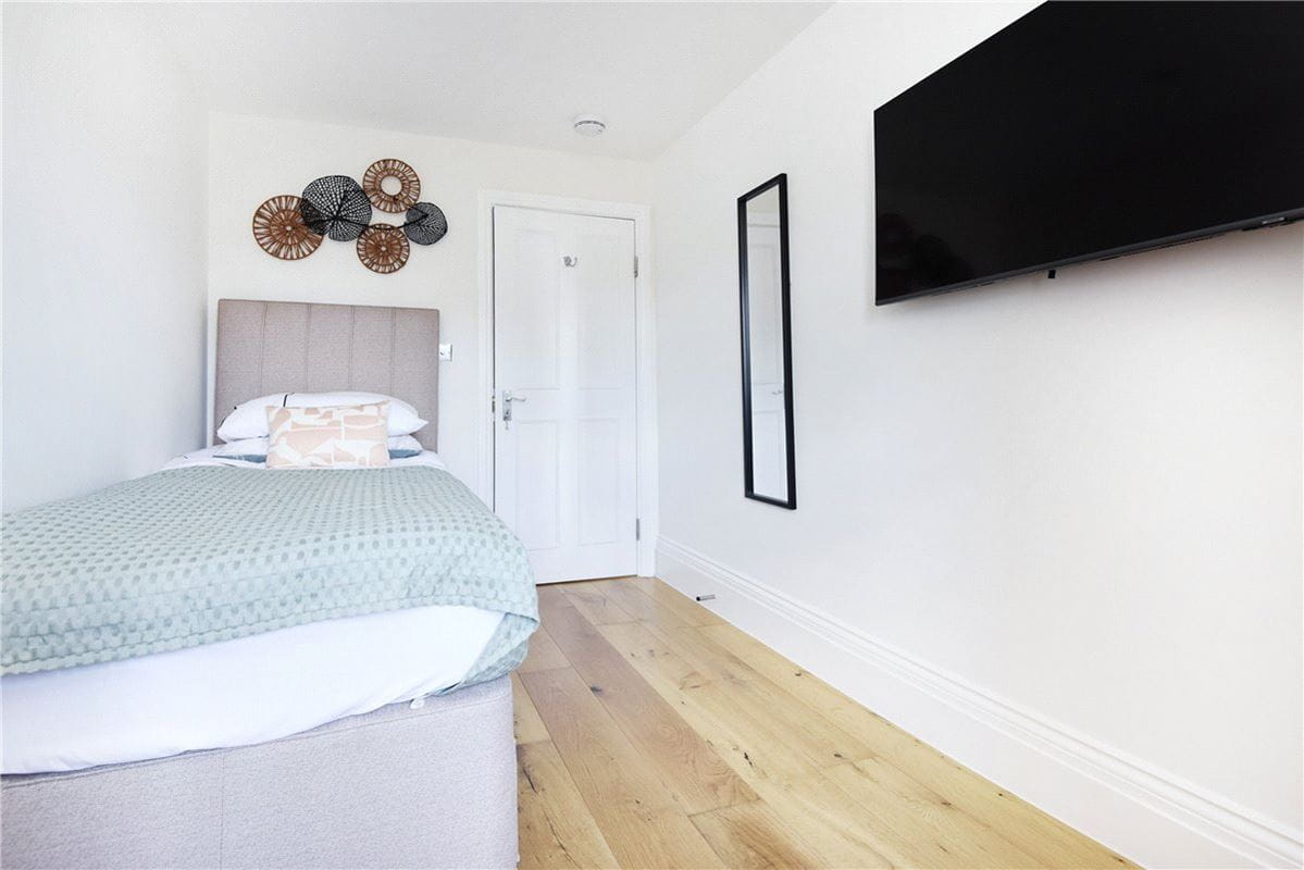 3 bedroom flat, Upper Montagu Street, Marylebone W1H - Available