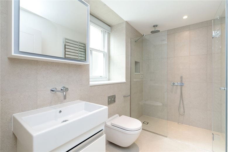 1 bedroom flat, Upper Berkeley Street, Marylebone W1H - Available