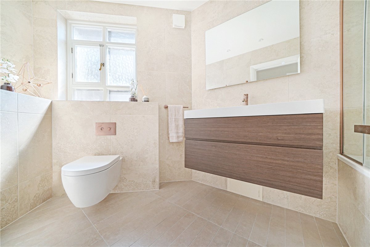 2 bedroom flat, Montagu Mansions, Marylebone W1U - Available