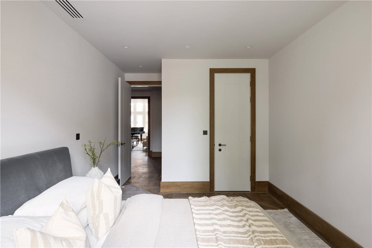 2 bedroom flat, Wigmore Street, London W1U