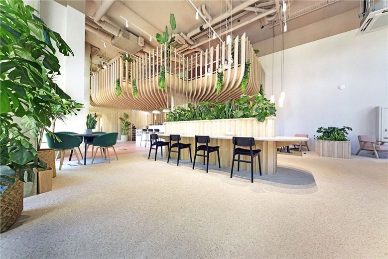 1 bedroom flat, Heartwell Avenue, London E16 - Available