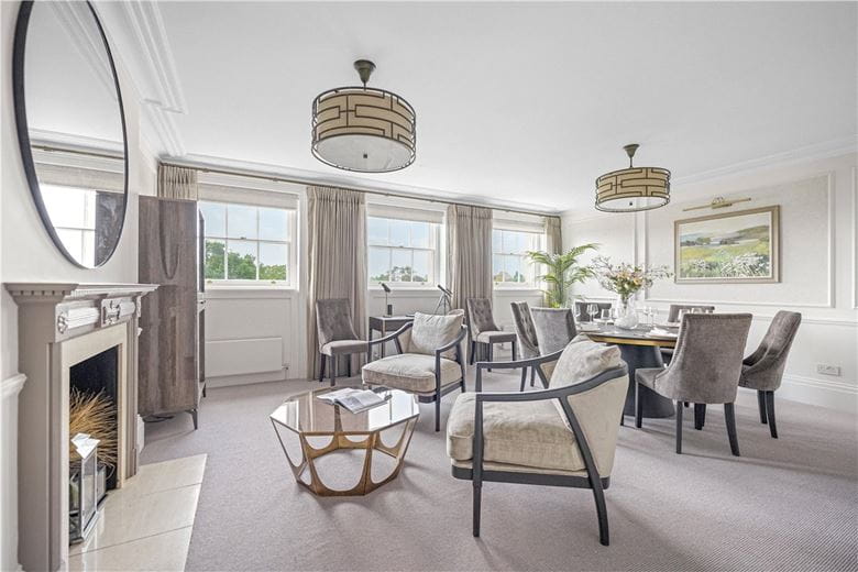 4 bedroom flat, Cambridge Terrace, London NW1 - Available