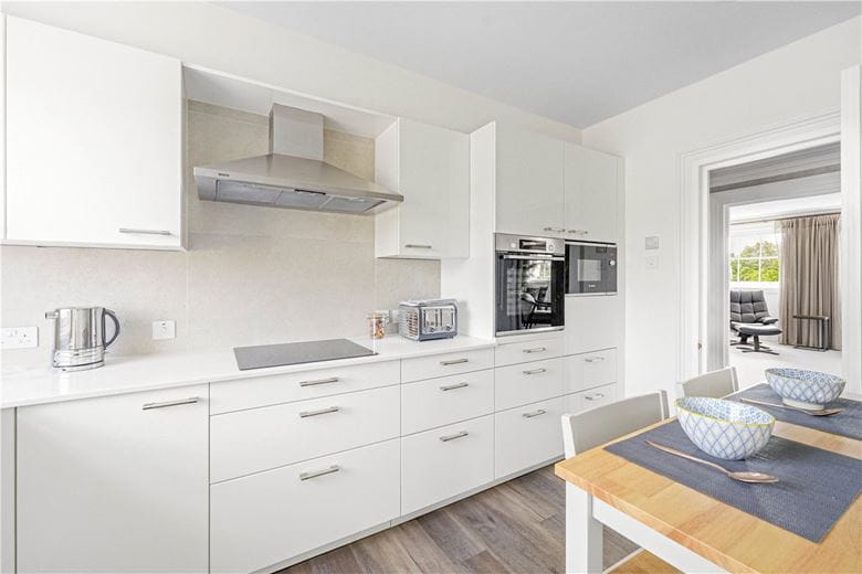 4 bedroom flat, Cambridge Terrace, London NW1 - Available