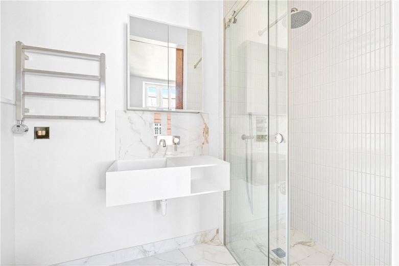 3 bedroom maisonette, De Walden Street, Marylebone W1G - Let Agreed