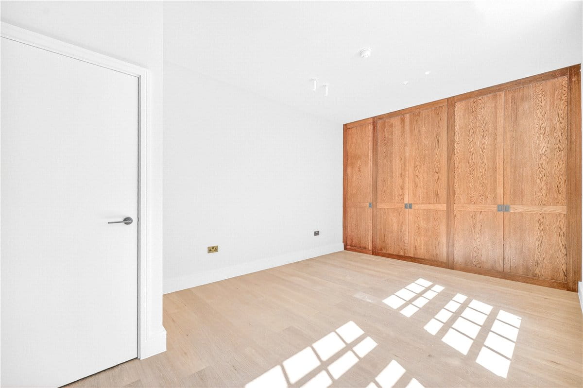 3 bedroom maisonette, De Walden Street, Marylebone W1G - Let Agreed