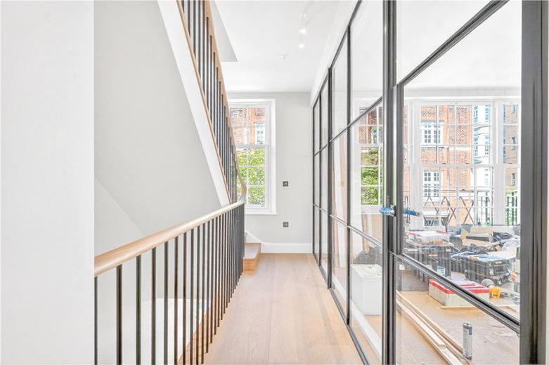 3 bedroom maisonette, De Walden Street, Marylebone W1G - Let Agreed