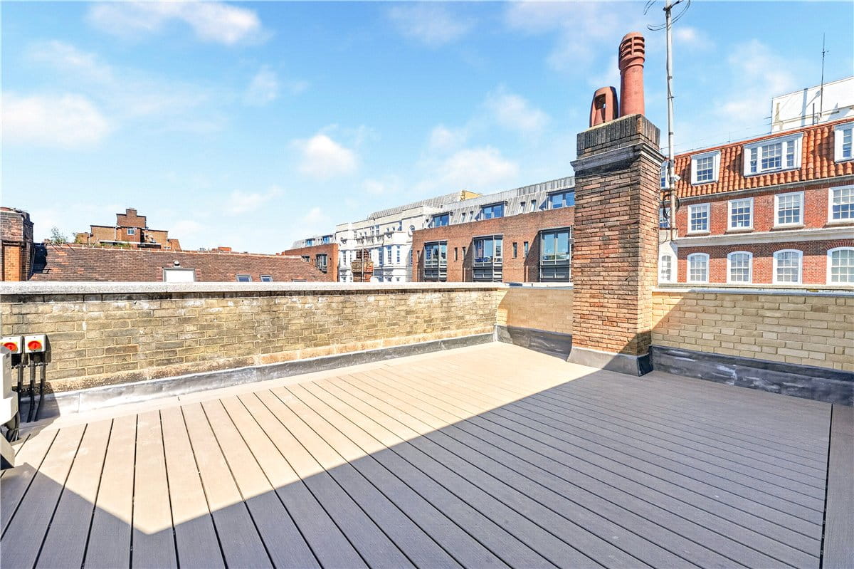 3 bedroom maisonette, De Walden Street, Marylebone W1G - Let Agreed
