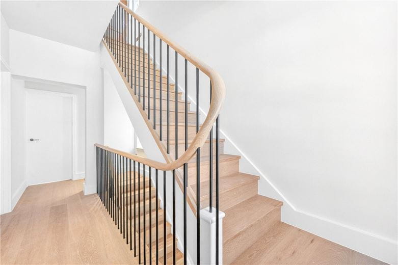 3 bedroom maisonette, De Walden Street, Marylebone W1G - Let Agreed