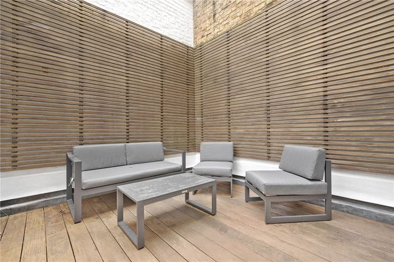 2 bedroom flat, Gloucester Place, London W1U - Available