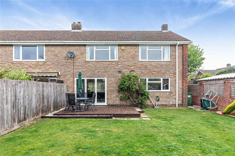 3 bedroom house, Charter Road, Newbury RG14 - Sold STC