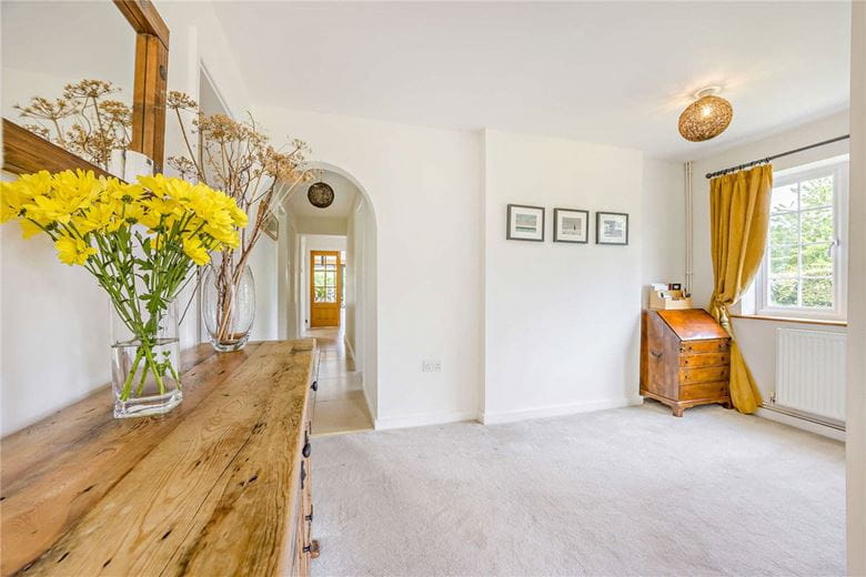 5 bedroom house, Belmont, Woodspeen RG20 - Sold