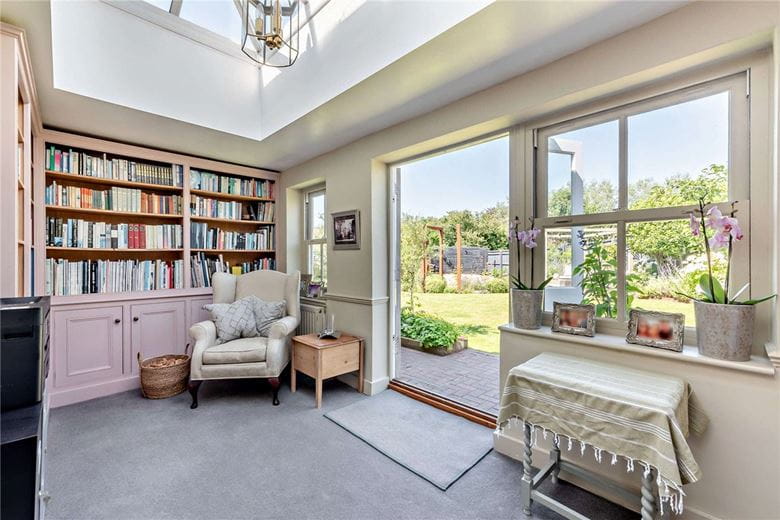 5 bedroom house, High Street, Chieveley RG20 - Sold STC