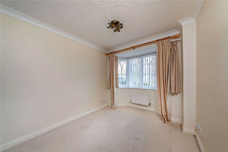 4 bedroom house, Harebell Drive, Thatcham RG18 - Available