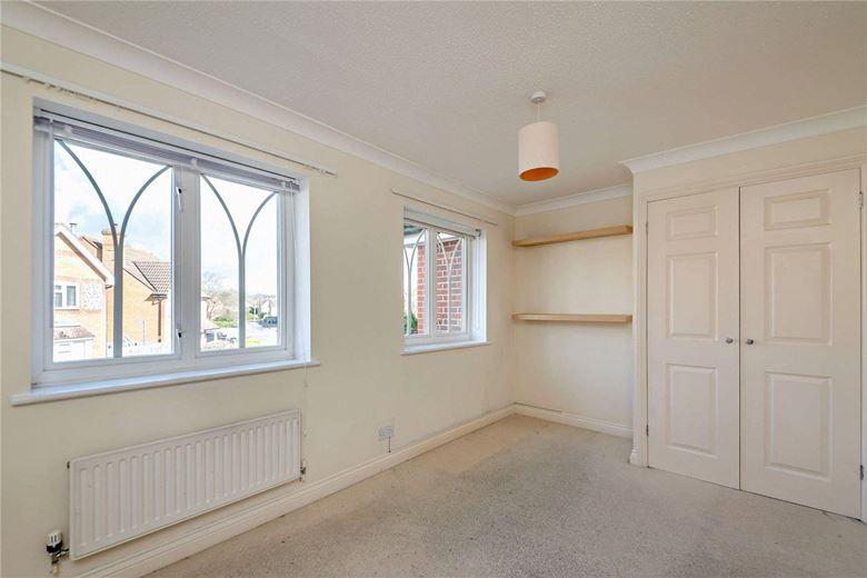 4 bedroom house, Harebell Drive, Thatcham RG18 - Available