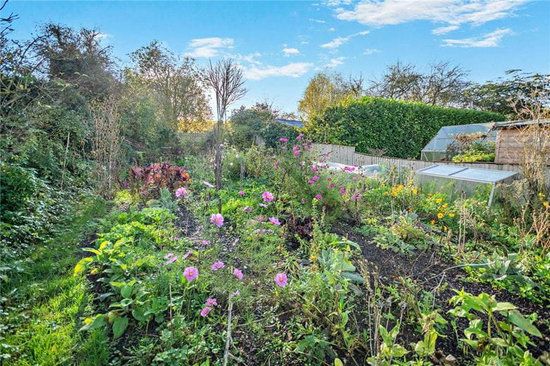3 bedroom cottage, Eastbury, Hungerford RG17 - Available