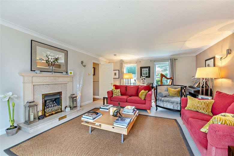 5 bedroom house, Boxford, Newbury RG20 - Available