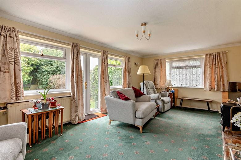3 bedroom bungalow, Broadlayings, Woolton Hill RG20 - Sold STC