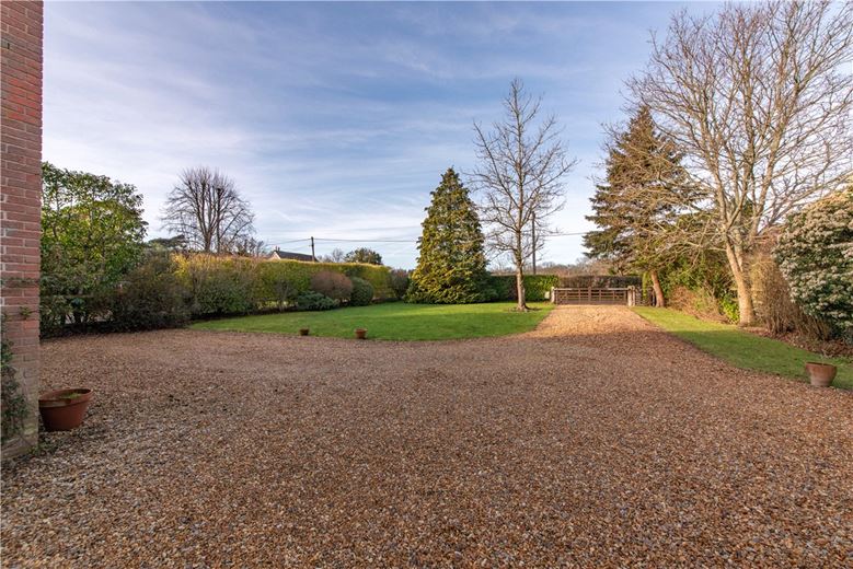 5 bedroom house, Post Office Road, Inkpen RG17 - Available