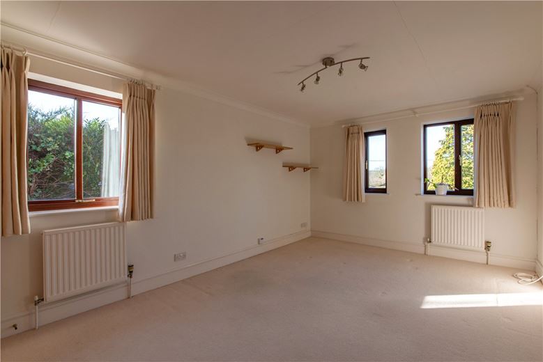 5 bedroom house, Post Office Road, Inkpen RG17 - Available