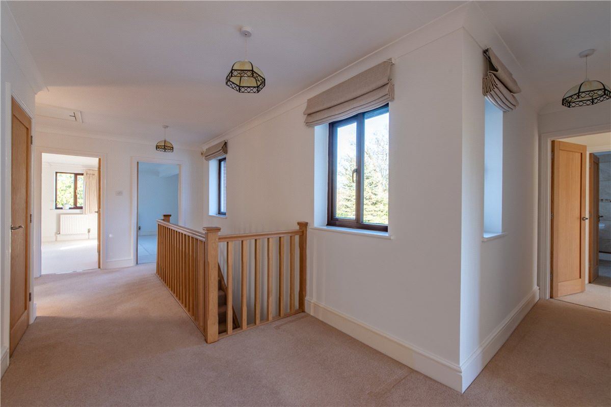 5 bedroom house, Post Office Road, Inkpen RG17 - Available