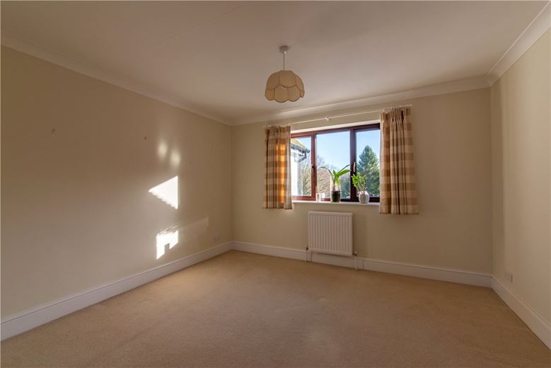 5 bedroom house, Post Office Road, Inkpen RG17 - Available