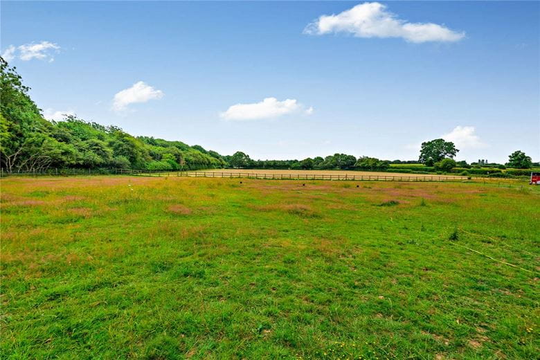 4 bedroom house, Southfields, Boxford RG20 - Sold