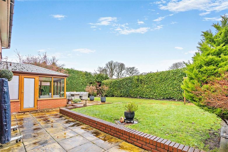 4 bedroom house, Copnor Close, Woolton Hill RG20 - Available