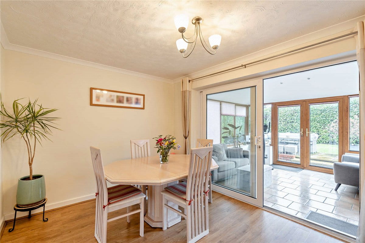 4 bedroom house, Copnor Close, Woolton Hill RG20 - Available