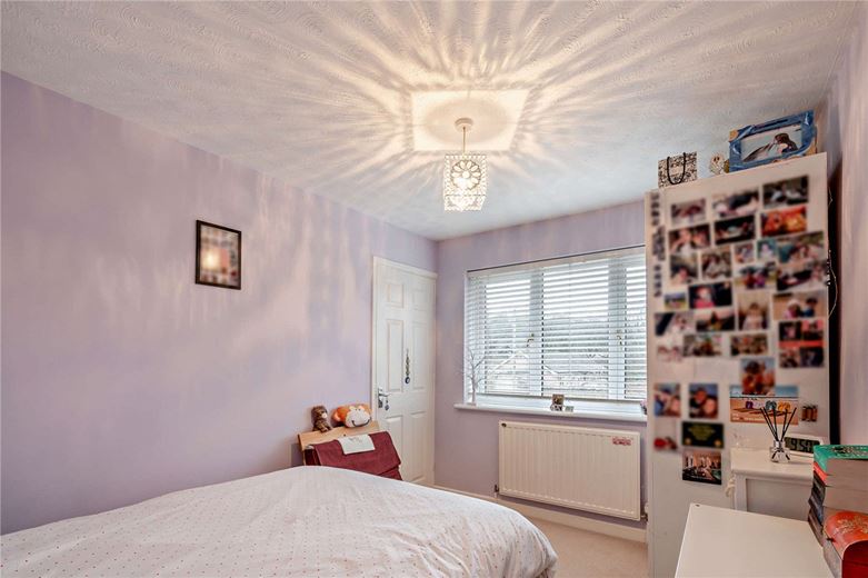 4 bedroom house, Copnor Close, Woolton Hill RG20 - Available