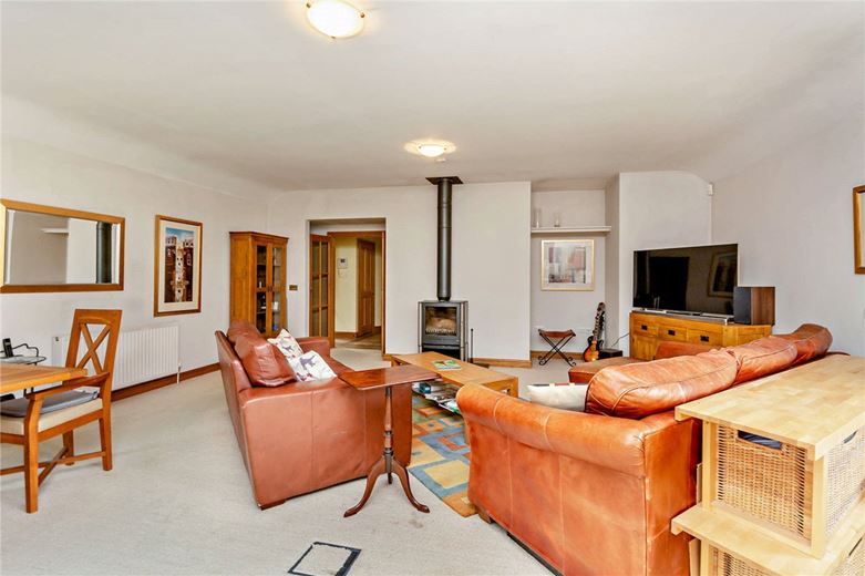 2 bedroom bungalow, The Maltings, West Ilsley RG20 - Available