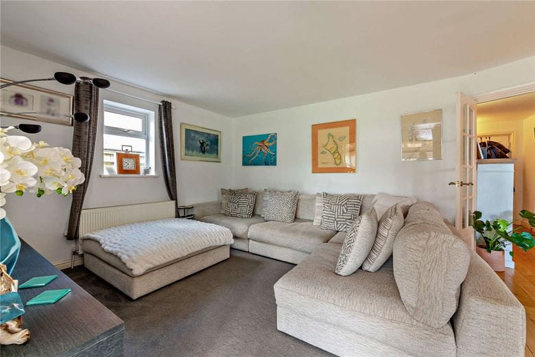 4 bedroom house, The Green, Brightwalton RG20 - Sold STC