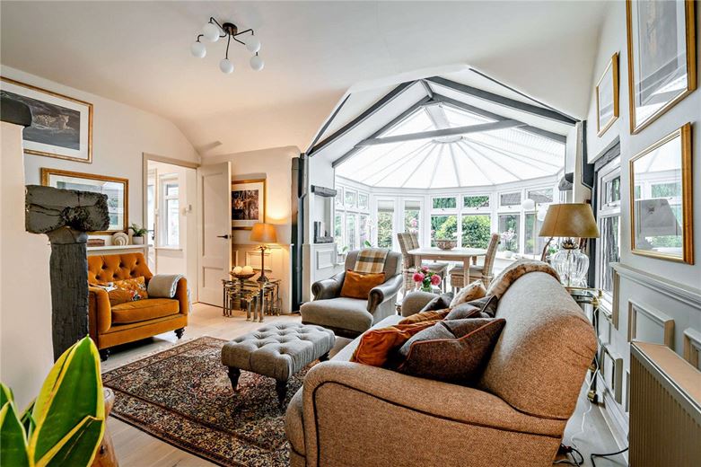 2 bedroom bungalow, Ridgeway Close, Hermitage RG18 - Sold STC