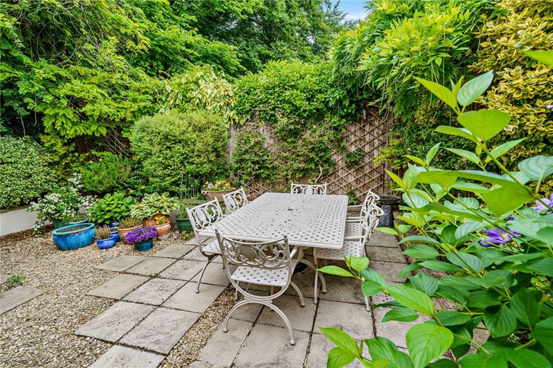 2 bedroom bungalow, Ridgeway Close, Hermitage RG18 - Sold STC