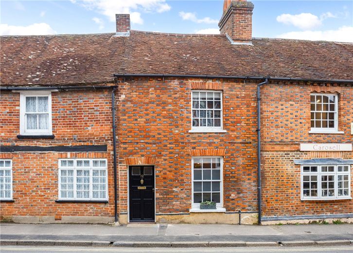 2 bedroom house, Swan Street, Kingsclere RG20 - Sold
