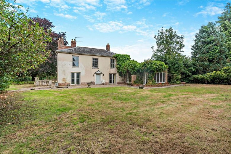 5 bedroom house, Oxford Street, Lambourn RG17 - Sold