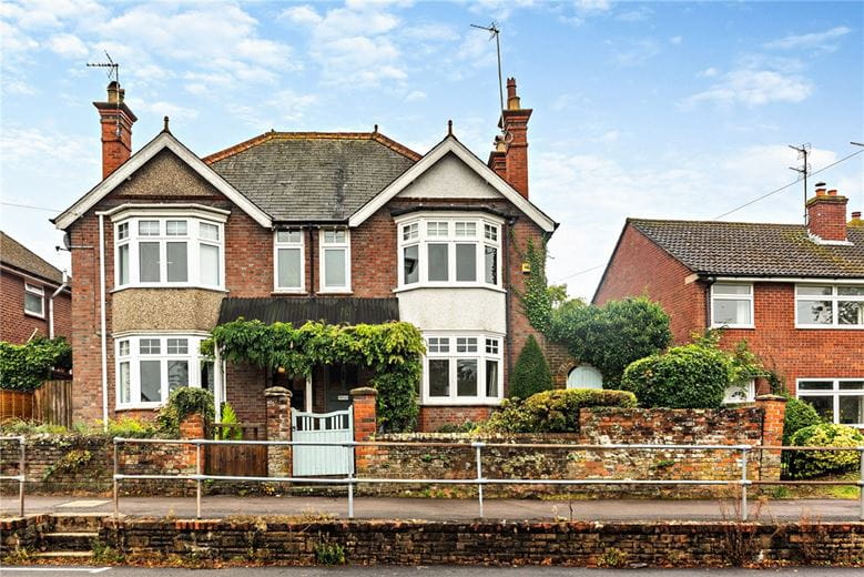 4 bedroom house, Greenham Road, Newbury RG14 - Sold STC