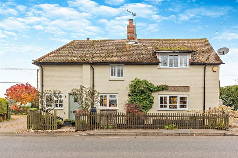 3 bedroom house, Worlds End, Beedon RG20 - Sold