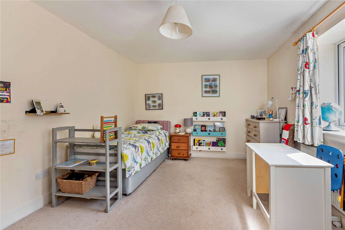 3.2 acres House, Wickham Heath, Newbury RG20 - Sold STC