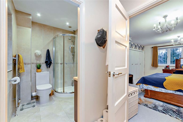 4 bedroom house, Hatch Close, Chapel Row RG7 - Sold STC