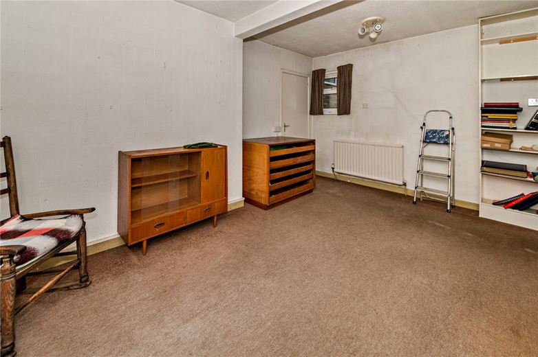 3 bedroom house, Cheriton Close, Newbury RG14 - Sold STC