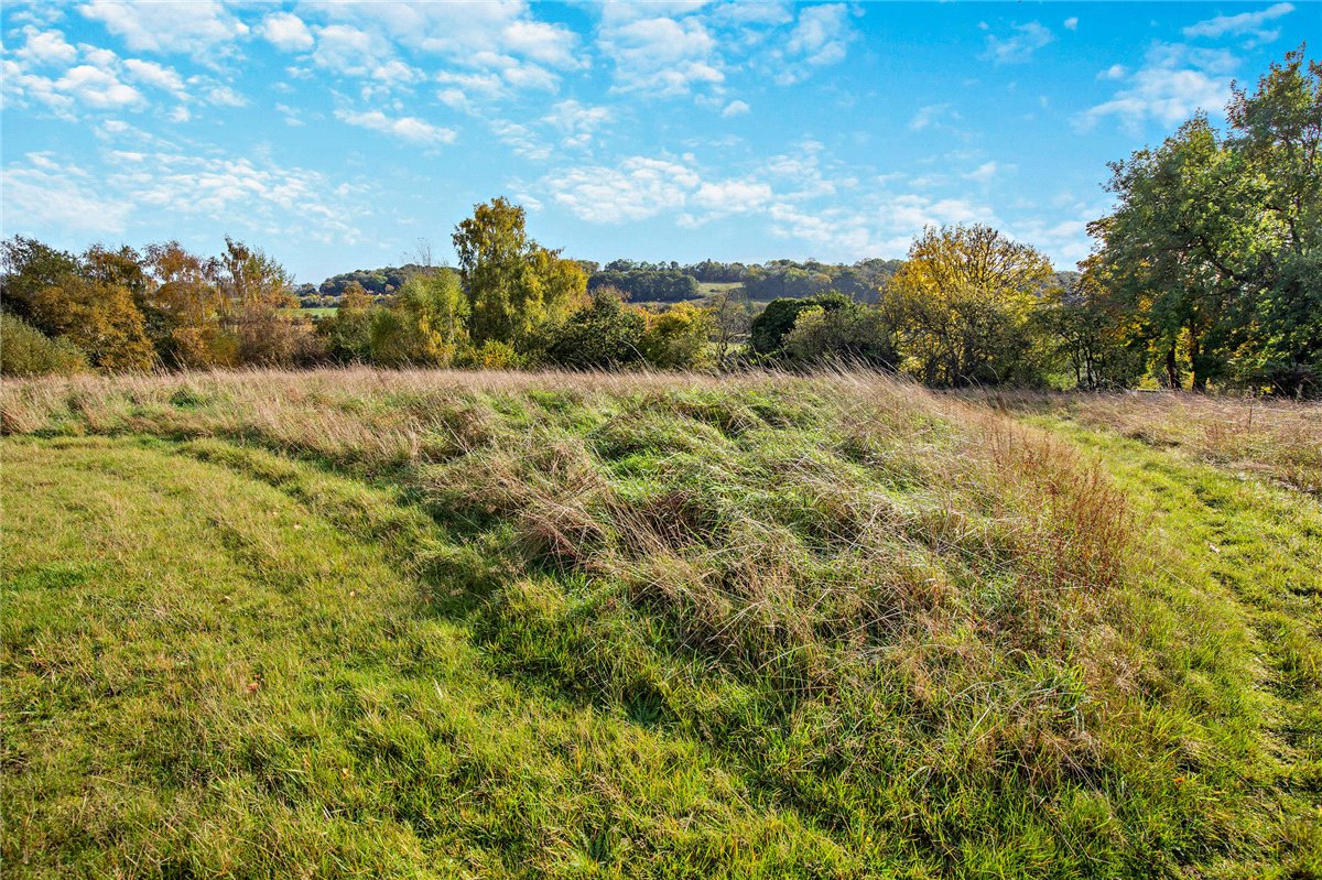 4 bedroom house, Long Lane, Shaw RG14 - Sold STC