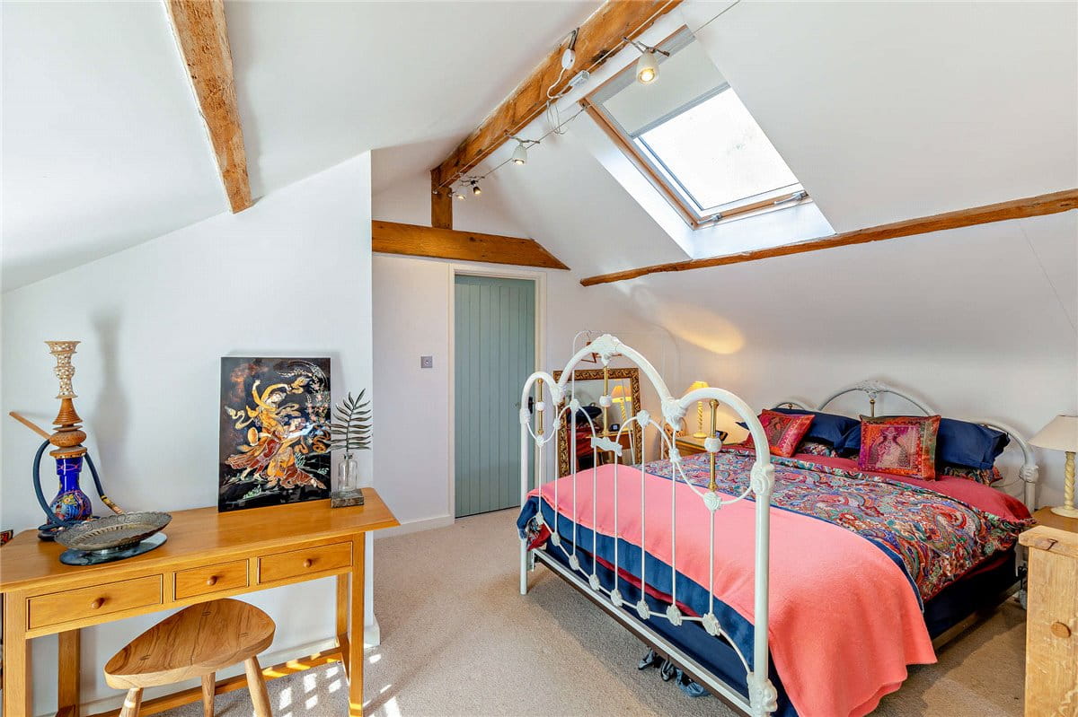 4 bedroom house, Long Lane, Shaw RG14 - Sold STC