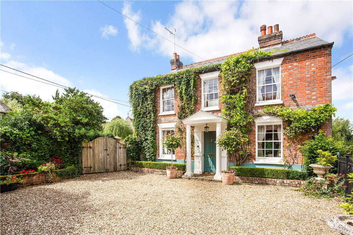 6 bedroom house, Eastbury, Hungerford RG17 - Available