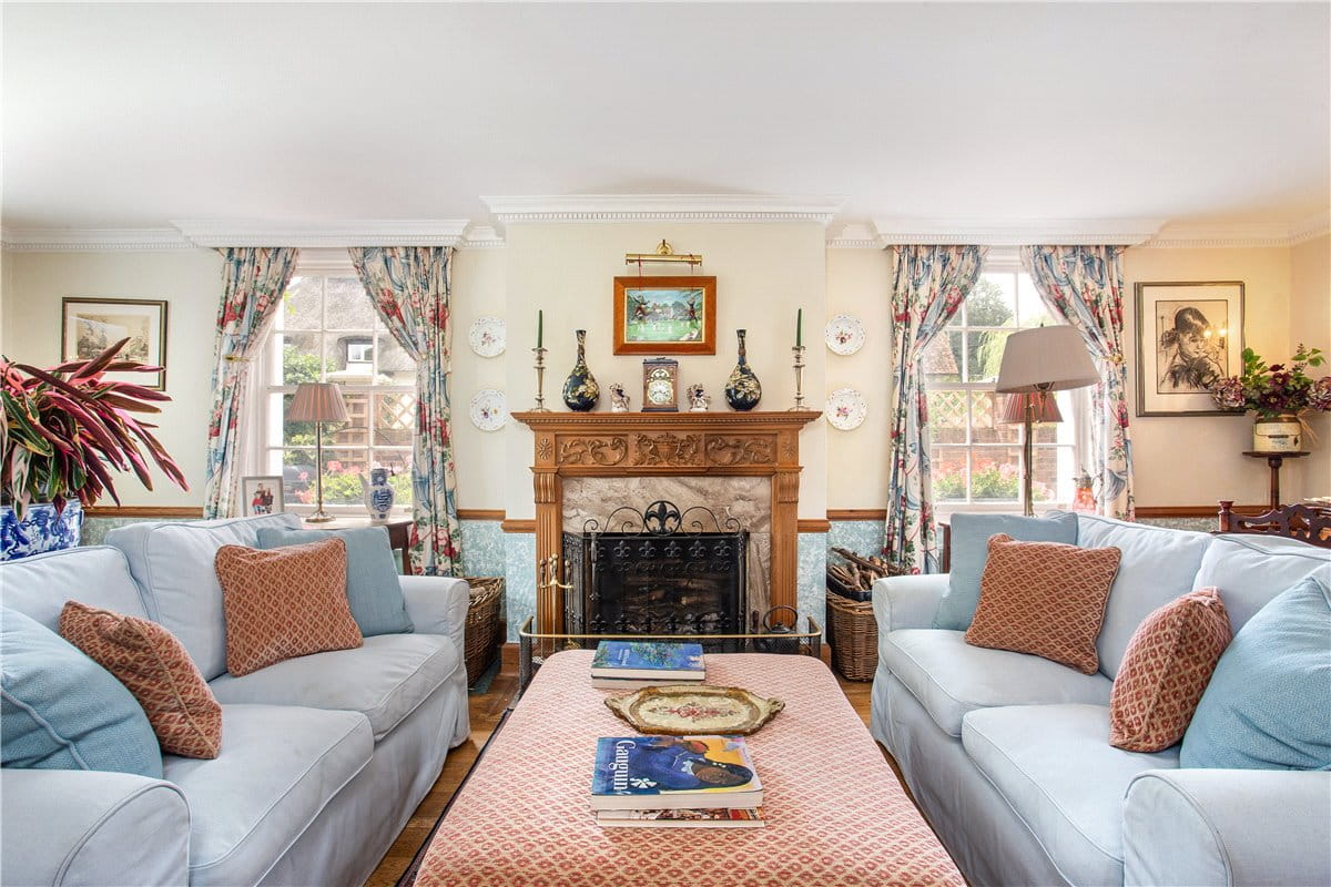 6 bedroom house, Eastbury, Hungerford RG17 - Available