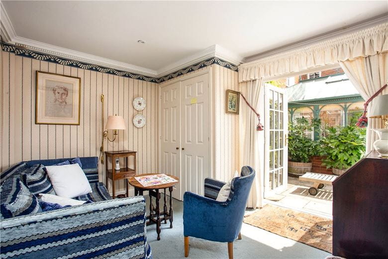 6 bedroom house, Eastbury, Hungerford RG17 - Available