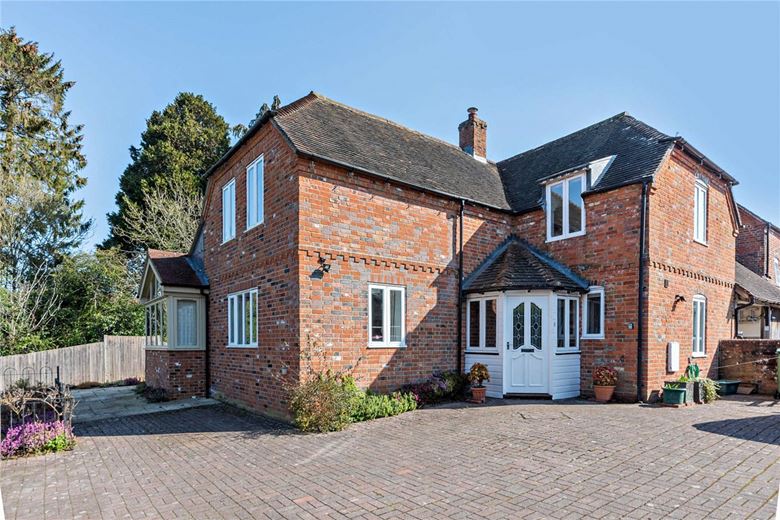 4 bedroom house, Swan Street, Kingsclere RG20 - Sold STC