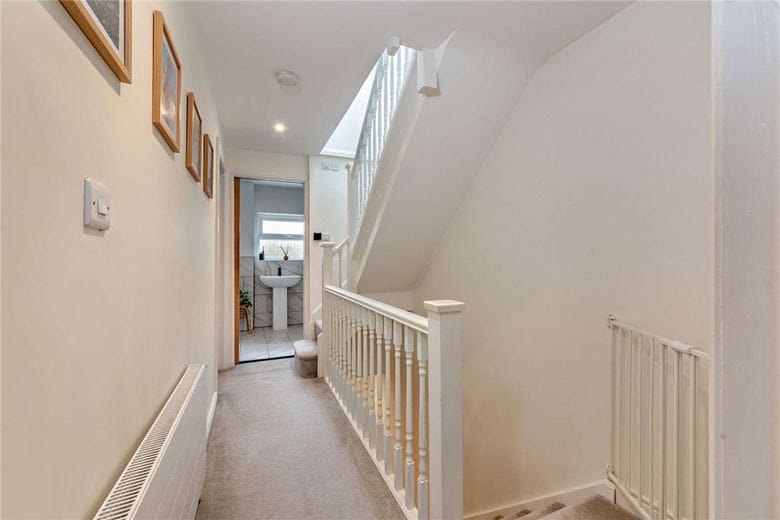 3 bedroom house, Copnor Close, Woolton Hill RG20 - Sold